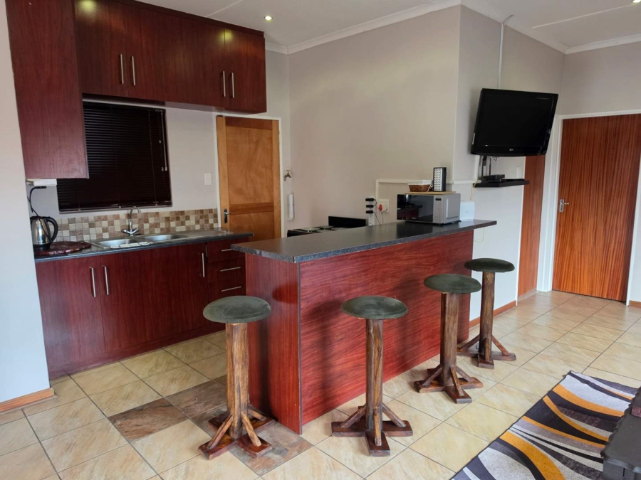 To Let 2 Bedroom Property for Rent in Rhodesdene Northern Cape